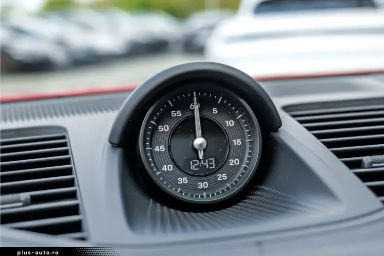 Porsche Panamera din 2025 cu 10.800 km - oferta POR180949 - foto 23