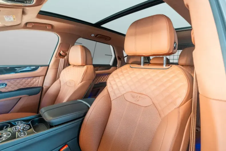 Bentley Bentayga din 2023 cu 13.850 km - oferta BEN180951 - foto 16