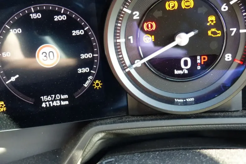 Porsche 992 din 2021 cu 41.000 km - oferta POR180956 - foto 12