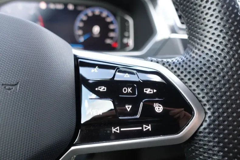 Volkswagen Tiguan din 2023 cu 69.282 km - oferta VOL180957 - foto 16