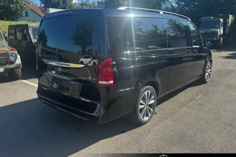 Mercedes-Benz V 300 din 2023 cu 40.000 km - oferta MER180958 - foto 3