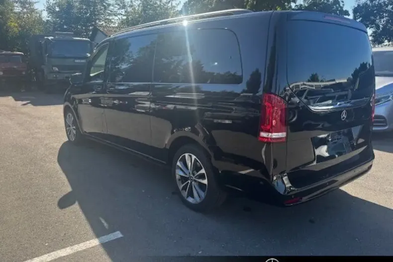 Mercedes-Benz V 300 din 2023 cu 40.000 km - oferta MER180958 - foto 4