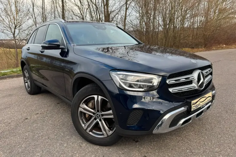 Mercedes-Benz GLC 300 din 2021 cu 82.000 km - oferta MER180959 - foto 1