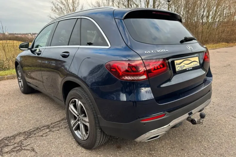 Mercedes-Benz GLC 300 din 2021 cu 82.000 km - oferta MER180959 - foto 6