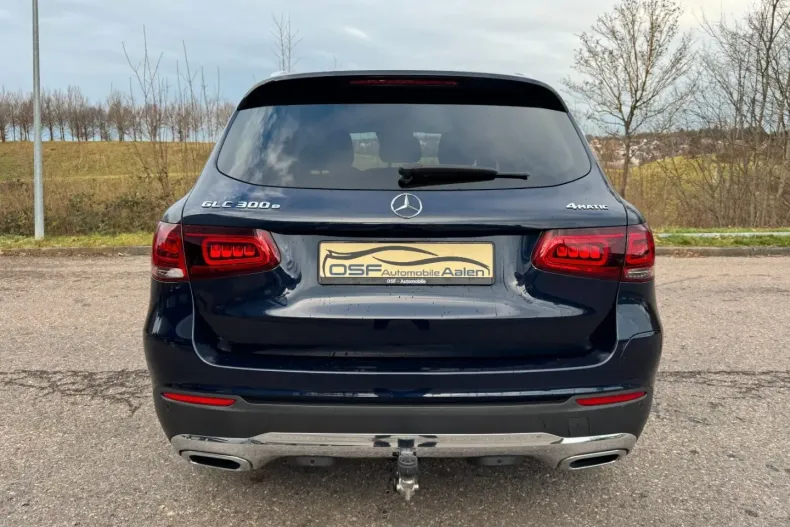 Mercedes-Benz GLC 300 din 2021 cu 82.000 km - oferta MER180959 - foto 7