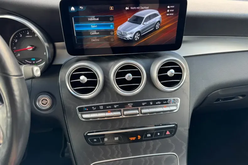 Mercedes-Benz GLC 300 din 2021 cu 82.000 km - oferta MER180959 - foto 17