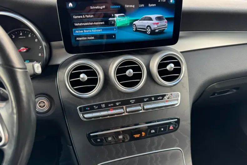 Mercedes-Benz GLC 300 din 2021 cu 82.000 km - oferta MER180959 - foto 18