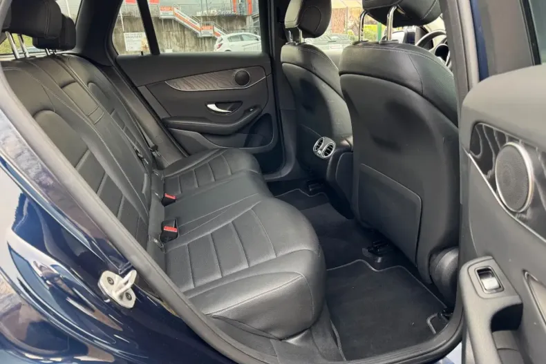 Mercedes-Benz GLC 300 din 2021 cu 82.000 km - oferta MER180959 - foto 24