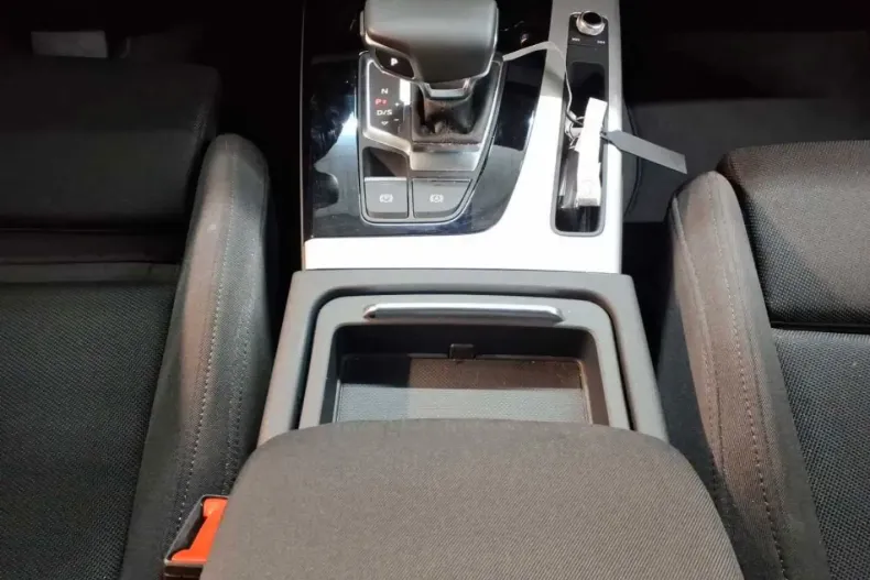 Audi Q5 din 2025 cu 35.907 km - oferta AUD180961 - foto 5