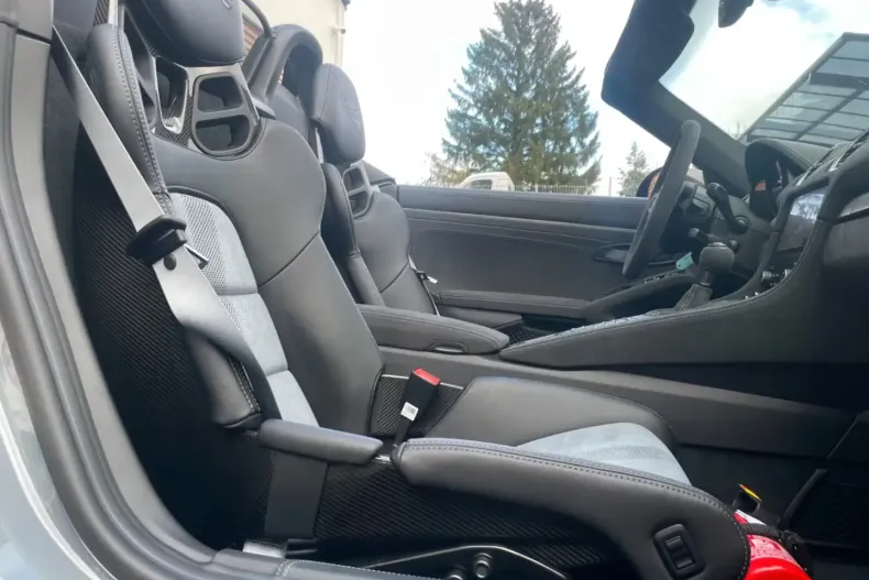 Porsche Boxster din 2025 cu 50 km - oferta POR180965 - foto 17