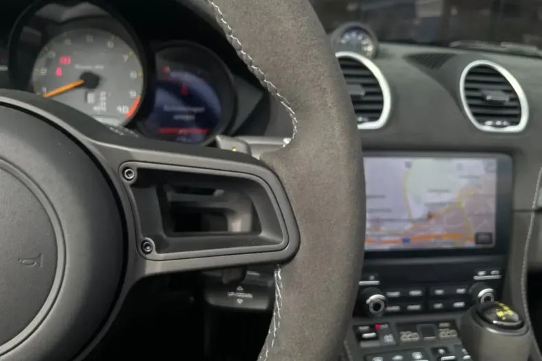 Porsche Boxster din 2025 cu 50 km - oferta POR180965 - foto 33