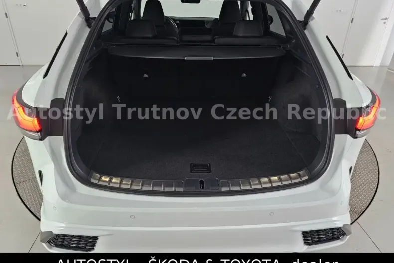 Lexus RX 500 din 2024 cu 34.700 km - oferta LEX180966 - foto 4