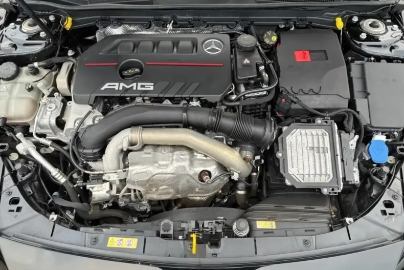 Mercedes-Benz A 35 AMG din 2023 cu 46.077 km - oferta MER180967 - foto 5