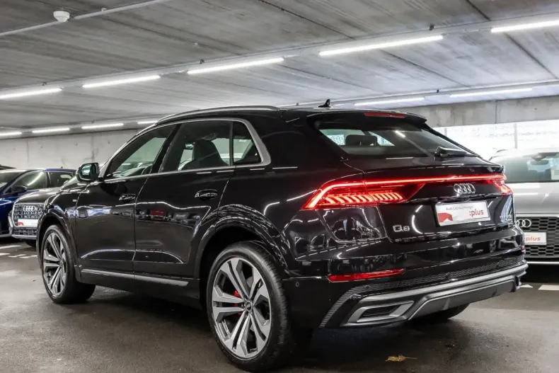 Audi Q8 din 2022 cu 77.382 km - oferta AUD180969 - foto 3