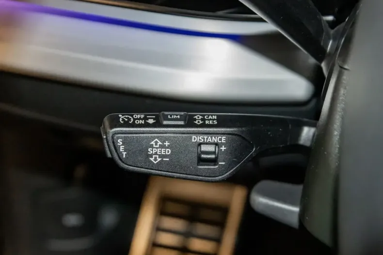 Audi Q8 din 2022 cu 77.382 km - oferta AUD180969 - foto 19