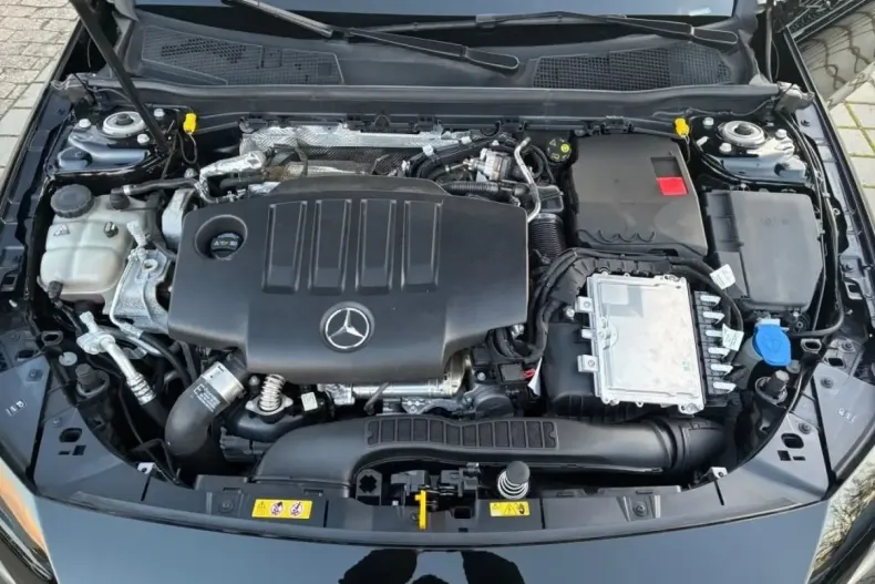 Mercedes-Benz A 180 din 2024 cu 41.336 km - oferta MER180971 - foto 5