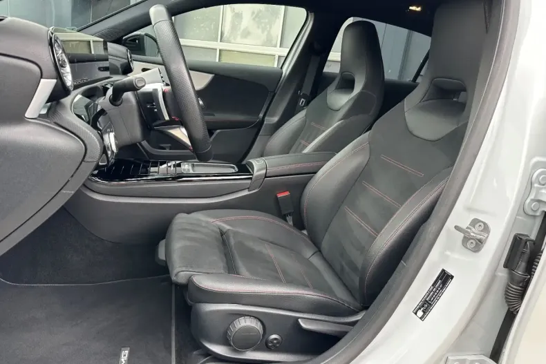 Mercedes-Benz A 250 din 2023 cu 59.750 km - oferta MER180973 - foto 9