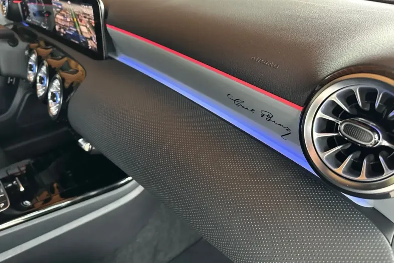 Mercedes-Benz A 250 din 2023 cu 59.750 km - oferta MER180973 - foto 23