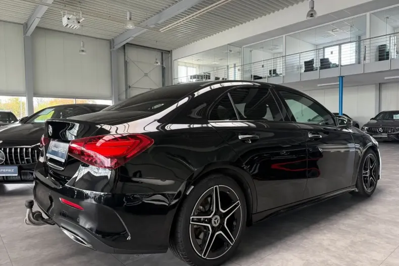 Mercedes-Benz A 200 din 2024 cu 14.350 km - oferta MER180974 - foto 4