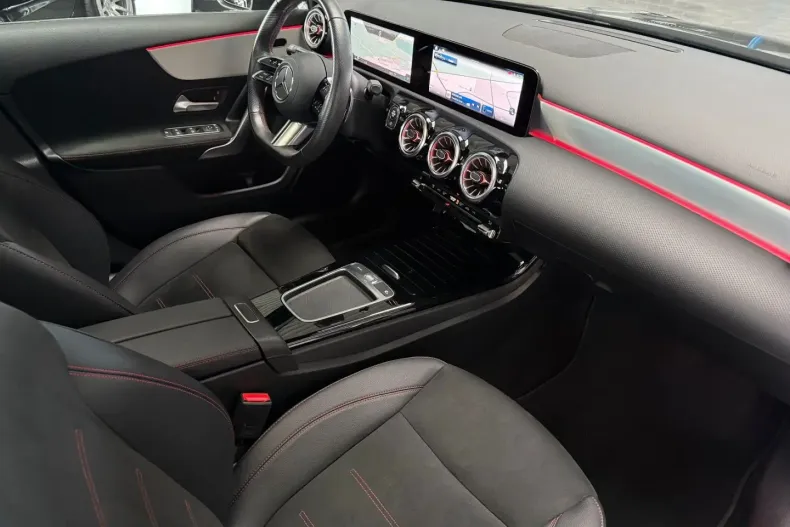 Mercedes-Benz A 200 din 2024 cu 14.350 km - oferta MER180974 - foto 5