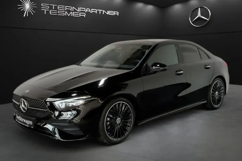 Mercedes-Benz A 200 din 2023 cu 55.696 km - oferta MER180975 - foto 1