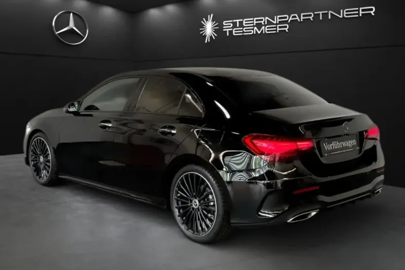 Mercedes-Benz A 200 din 2023 cu 55.696 km - oferta MER180975 - foto 3