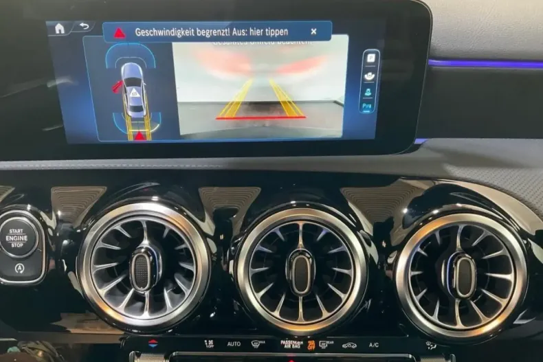 Mercedes-Benz A 200 din 2023 cu 55.696 km - oferta MER180975 - foto 14