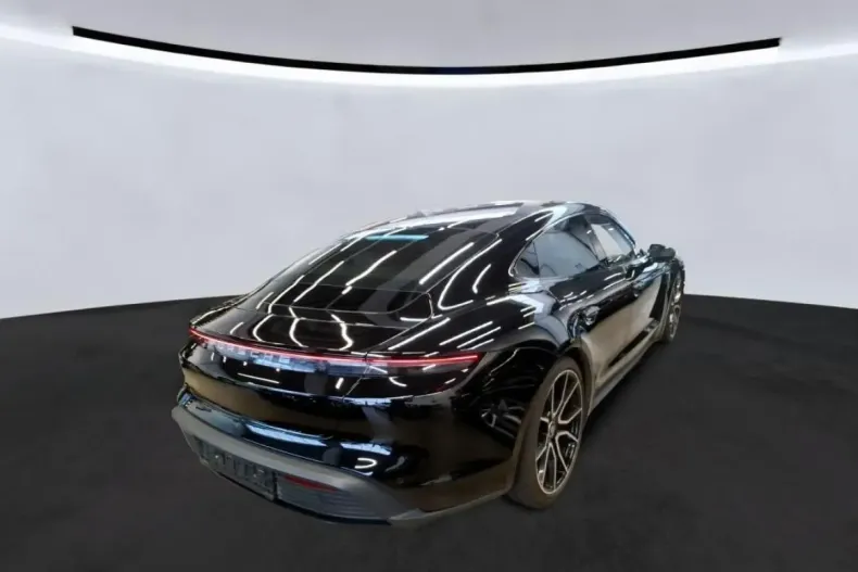 Porsche Taycan din 2022 cu 61.850 km - oferta POR180977 - foto 4