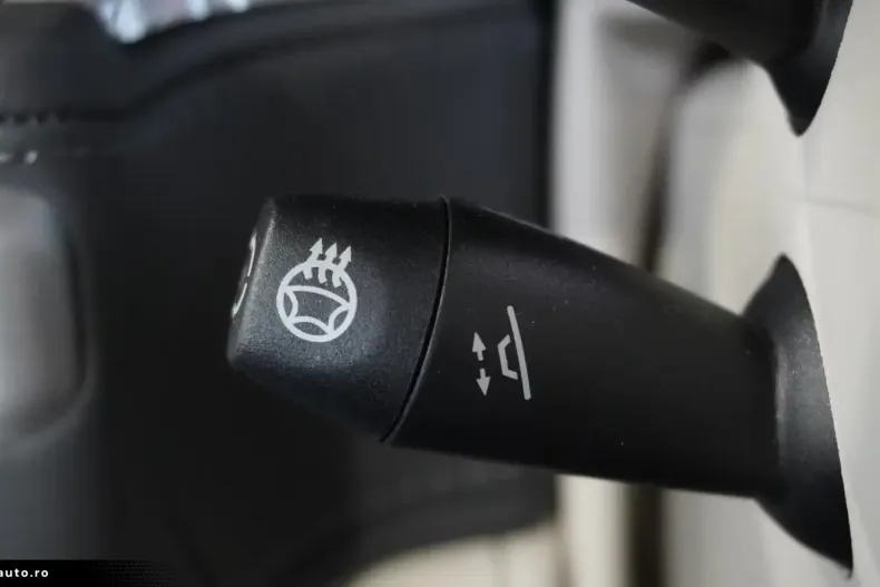 Mercedes-Benz G 63 AMG din 2025 cu 50 km - oferta MER180978 - foto 32