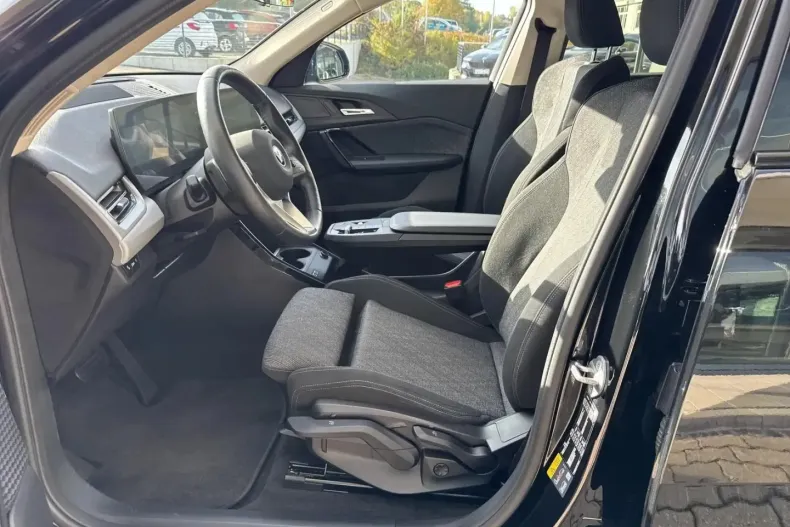 BMW iX2 din 2024 cu 24.100 km - oferta BMW180979 - foto 9