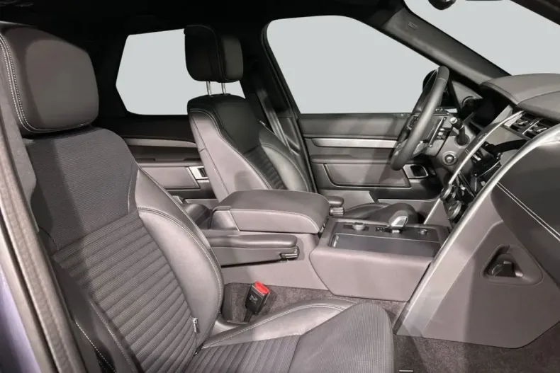 Land Rover Discovery din 2024 cu 21.105 km - oferta LAN180980 - foto 4
