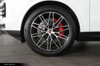 Porsche Cayenne din 2023 cu 29.500 km - oferta POR180984 - foto 8