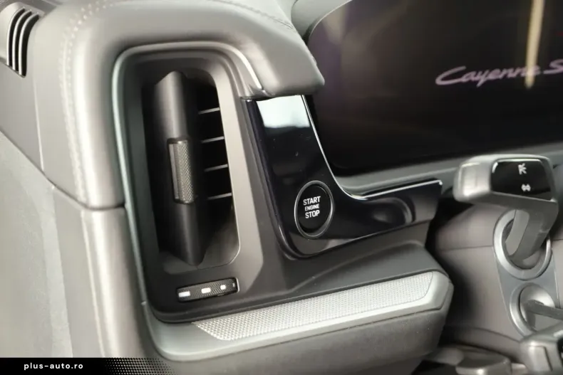 Porsche Cayenne din 2023 cu 29.500 km - oferta POR180984 - foto 12