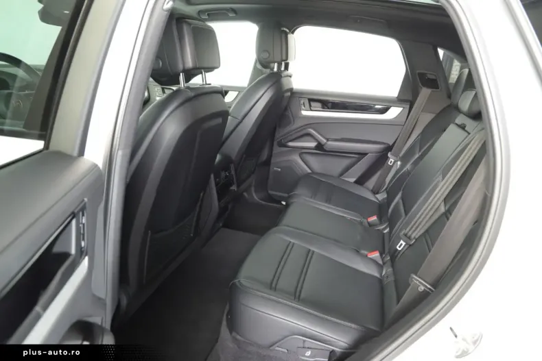 Porsche Cayenne din 2023 cu 29.500 km - oferta POR180984 - foto 24