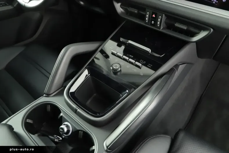 Porsche Cayenne din 2023 cu 29.500 km - oferta POR180984 - foto 27