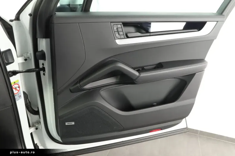 Porsche Cayenne din 2023 cu 29.500 km - oferta POR180984 - foto 28