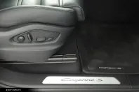 Porsche Cayenne din 2023 cu 29.500 km - oferta POR180984 - foto 29