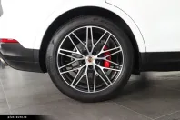 Porsche Cayenne din 2023 cu 29.500 km - oferta POR180984 - foto 36