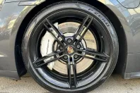 Porsche Taycan din 2021 cu 39.900 km - oferta POR180990 - foto 7