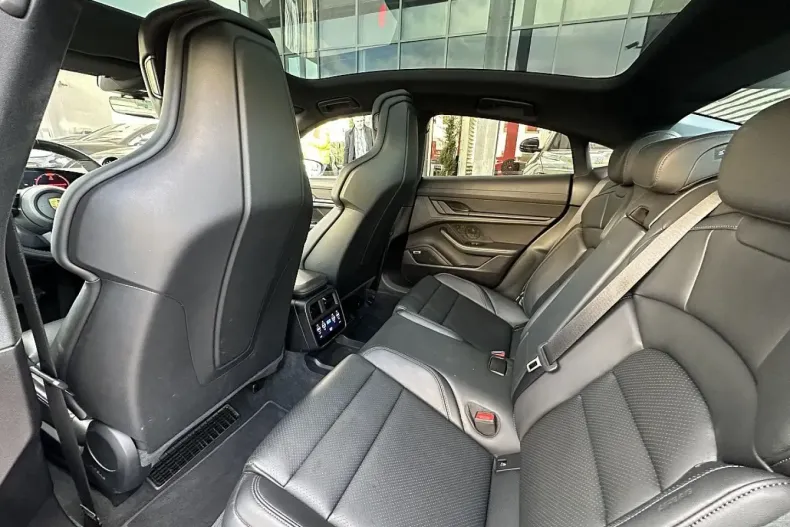 Porsche Taycan din 2021 cu 39.900 km - oferta POR180990 - foto 18