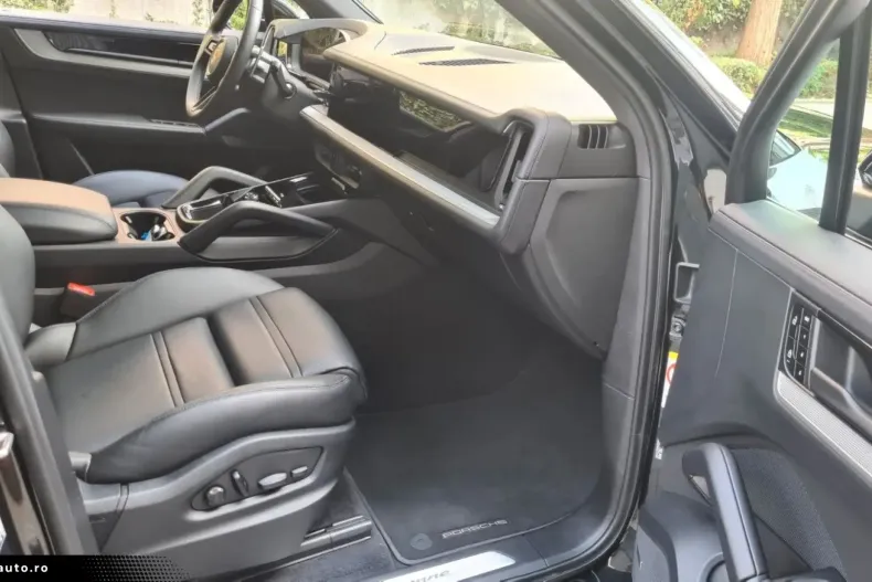Porsche Cayenne din 2023 cu 21.000 km - oferta POR180991 - foto 10