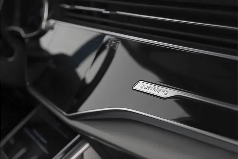 Audi Q8 din 2023 cu 57.708 km - oferta AUD180995 - foto 13