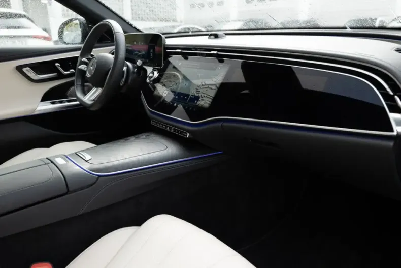 Mercedes-Benz E 220 din 2025 cu 14.886 km - oferta MER180996 - foto 2