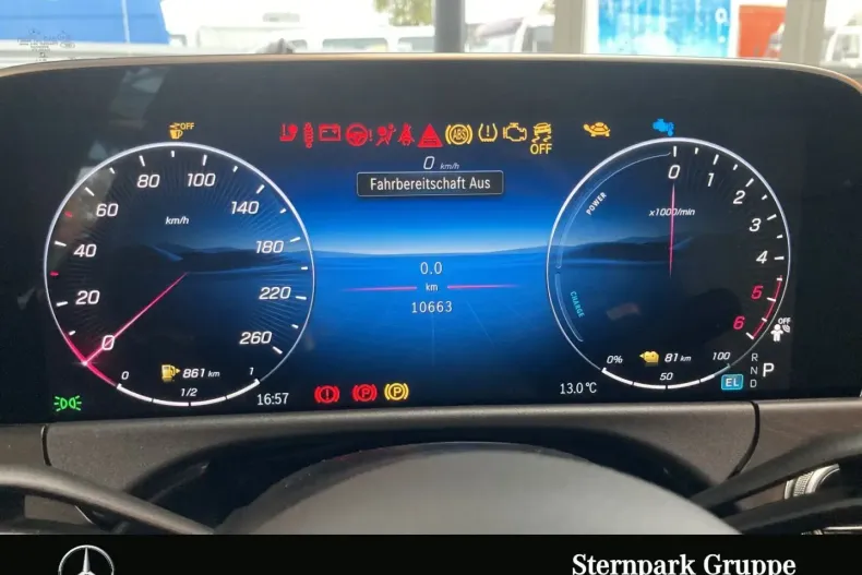 Mercedes-Benz E 300 din 2025 cu 19.900 km - oferta MER180997 - foto 12