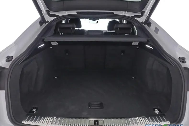 Audi Q8 din 2023 cu 43.990 km - oferta AUD180998 - foto 12