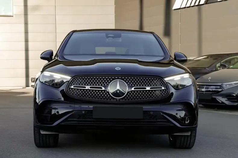 Mercedes-Benz GLC 200 din 2025 cu 18.700 km - oferta MER180999 - foto 2