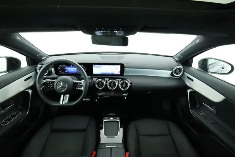 Mercedes-Benz A 220 din 2023 cu 47.220 km - oferta MER181000 - foto 19