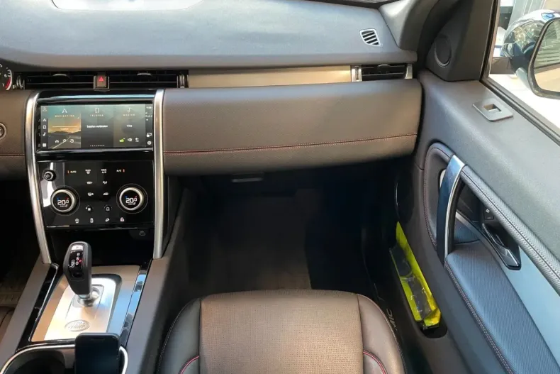 Land Rover Discovery Sport din 2023 cu 16.763 km - oferta LAN181005 - foto 24