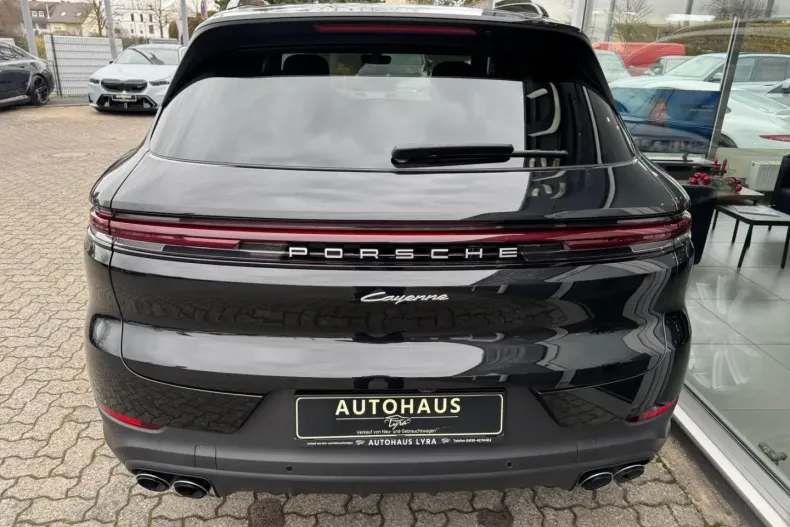 Porsche Cayenne din 2024 cu 22.281 km - oferta POR181006 - foto 4