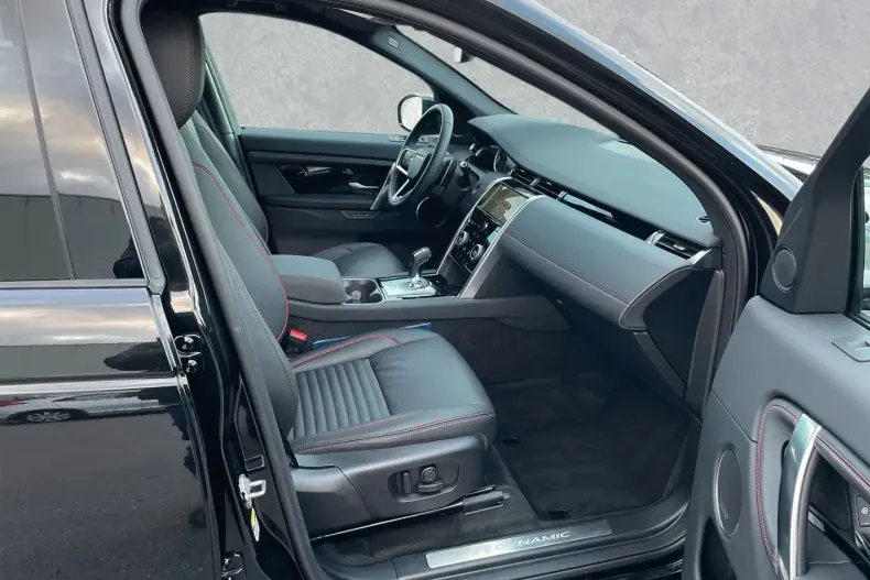 Land Rover Discovery Sport din 2023 cu 28.000 km - oferta LAN181007 - foto 3